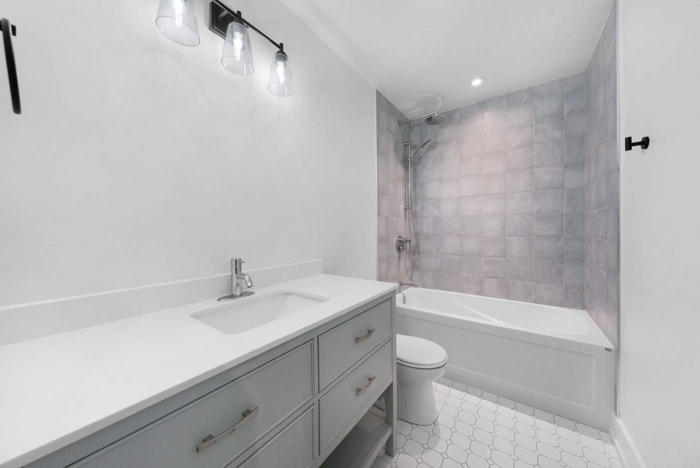 Neepawa laneway suite — 3